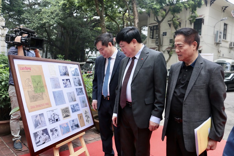 Thế giới Nhạc, Họa, Thơ của Văn Cao - Ảnh 2.