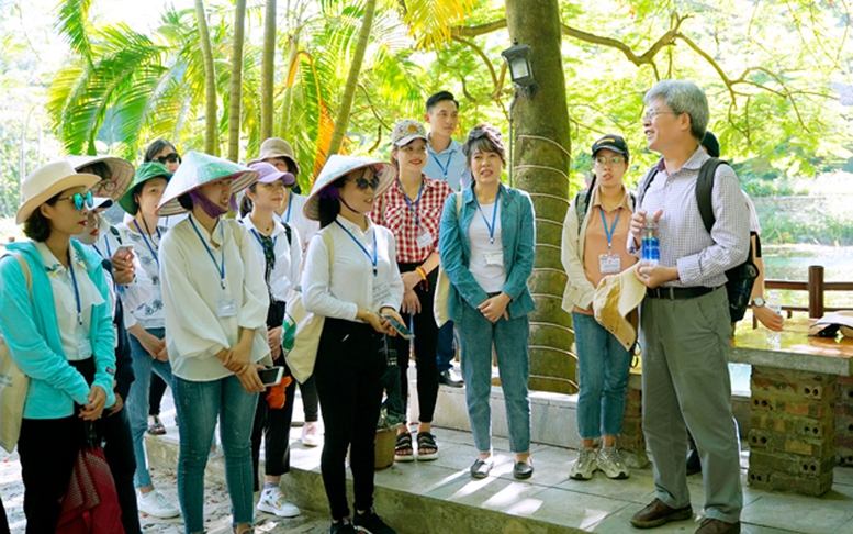 Đề xuất sửa đổi tiêu chuẩn thành thạo ngoại ngữ của hướng dẫn viên du lịch quốc tế