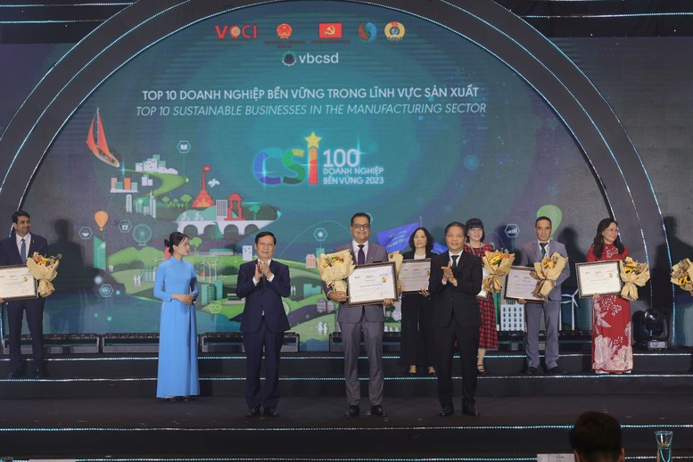Nestlé Việt Nam dẫn đầu trong Top 100 doanh nghiệp bền vững năm 2023- Ảnh 1.