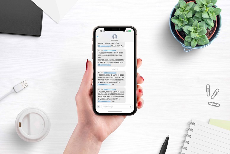 Vietcombank điều chỉnh phí dịch vụ thông báo biến động số dư qua SMS- Ảnh 1.