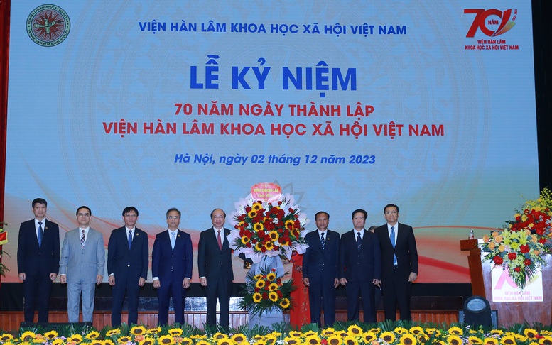 Xứng đáng với trọng trách phát triển nền khoa học xã hội nước nhà- Ảnh 4.