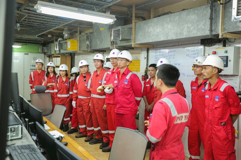 Năm 2023: PVEP vượt khó thành công- Ảnh 1.