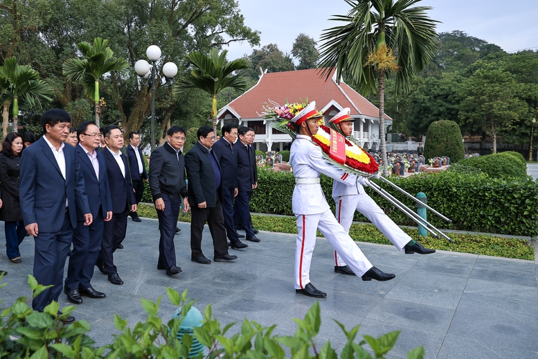 Thủ tướng Phạm Minh Chính tuyên bố khánh thành 4 dự án giao thông quan trọng- Ảnh 9.