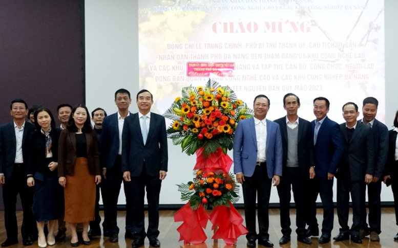 Chủ tịch UBND TP. Đà Nẵng đôn đốc công việc ngay sau kỳ nghỉ Tết