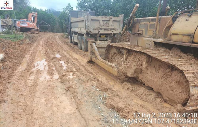 Còn nhiều thách thức trong thi công dự án phục vụ nhập khẩu điện từ Lào - Ảnh 3.