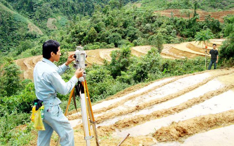 Sang tên đất tặng cho có phải đo đạc lại diện tích?