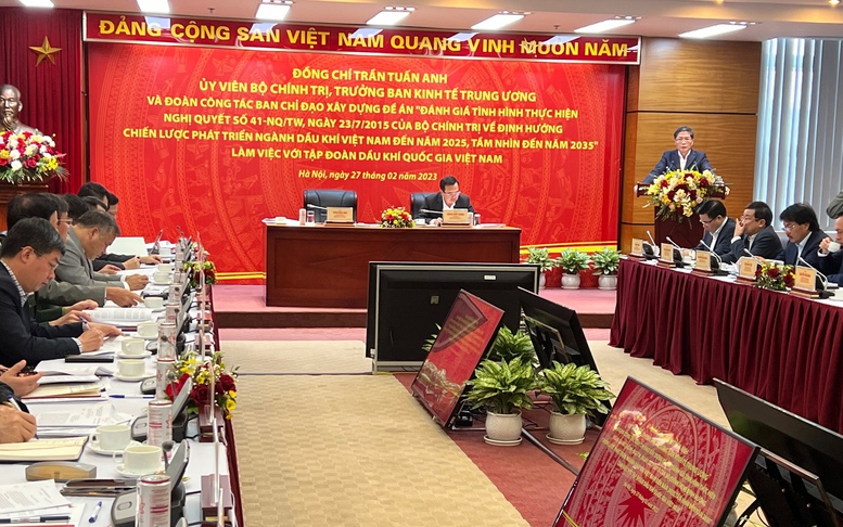 Cần một định hướng chiến lược mới cho phát triển ngành dầu khí và Tập đoàn Dầu khí Quốc gia Việt Nam