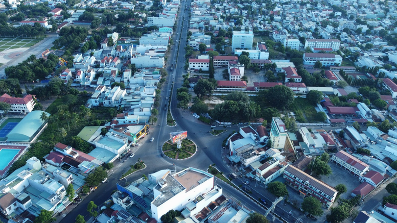 110 năm thành lập tỉnh Kon Tum: Chặng đường đoàn kết, vượt khó vươn lên - Ảnh 2.