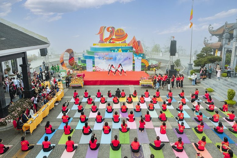 Festival Yoga mùa Xuân-Hướng đến sống khỏe, sống tích cực - Ảnh 1.