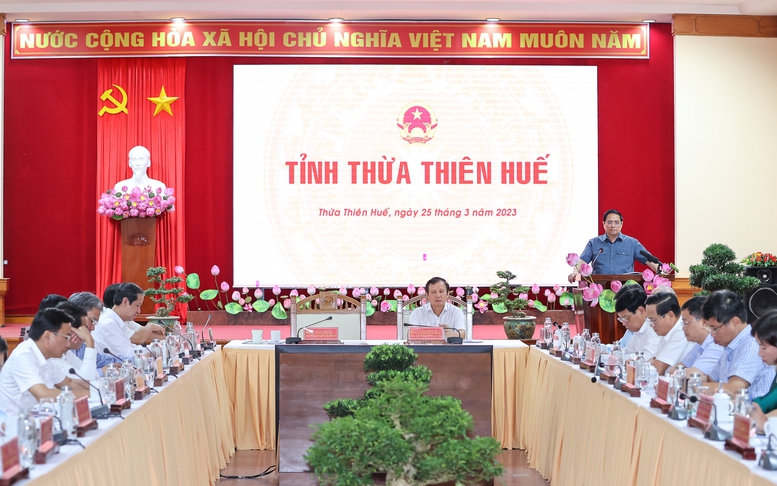 Thủ tướng làm việc với Ban Thường vụ Tỉnh ủy Thừa Thiên Huế