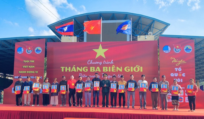 Sôi nổi các hoạt động hưởng ứng chương trình “Tháng Ba biên giới” tại Quảng Trị - Ảnh 2.