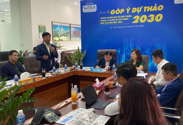 VNREA đề xuất các giải pháp để đẩy nhanh đầu tư nhà ở xã hội - Ảnh 2.