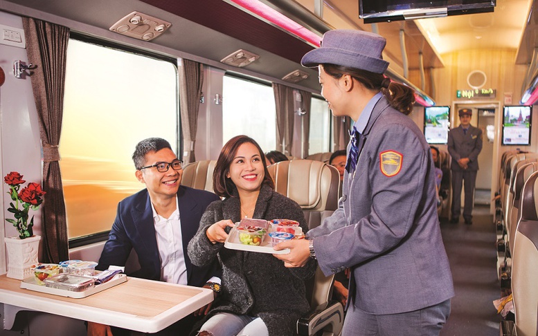 Mở bán vé tàu dịp nghỉ lễ 30/4 - 1/5