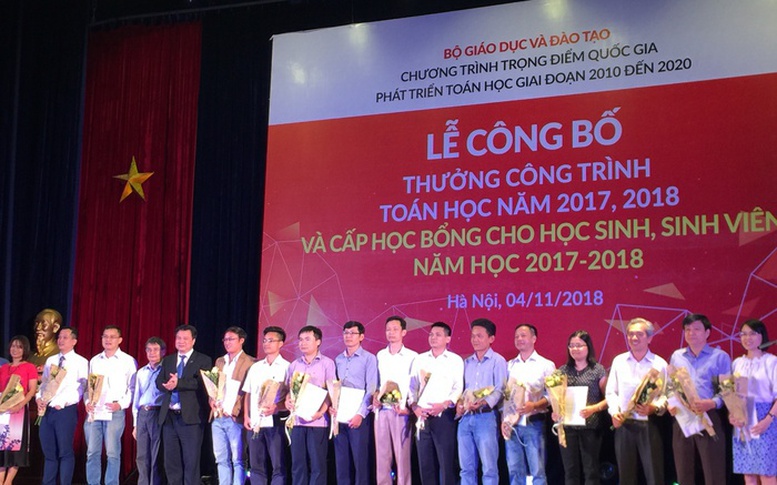 Xét tặng Giải thưởng công trình Toán học xuất sắc năm 2023