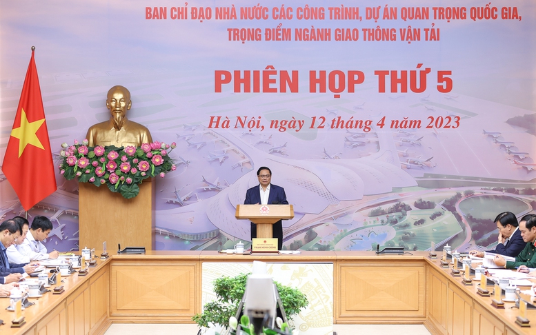 Thủ tướng: Đầu tư công kích hoạt các hoạt động kinh tế, thúc đẩy phát triển, tạo việc làm, sinh kế cho người dân