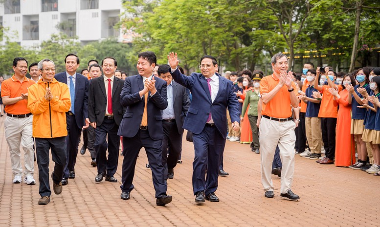 Tạo điều kiện thuận lợi thành lập và phát triển các trường đại học số - Ảnh 1.