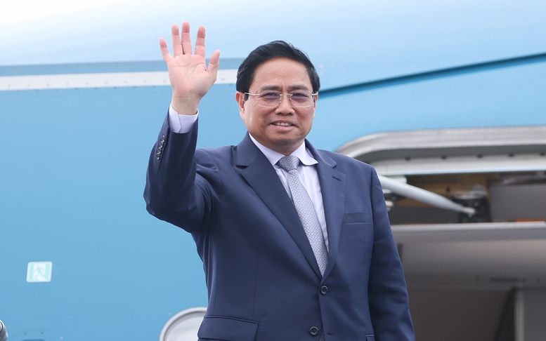 Thủ tướng Phạm Minh Chính lên đường dự Hội nghị Cấp cao Ủy hội sông Mekong quốc tế