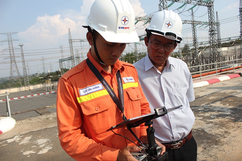 Chuyển đổi số- Bước đột phá trong công tác quản lý vận hành lưới điện truyền tải - Ảnh 3.