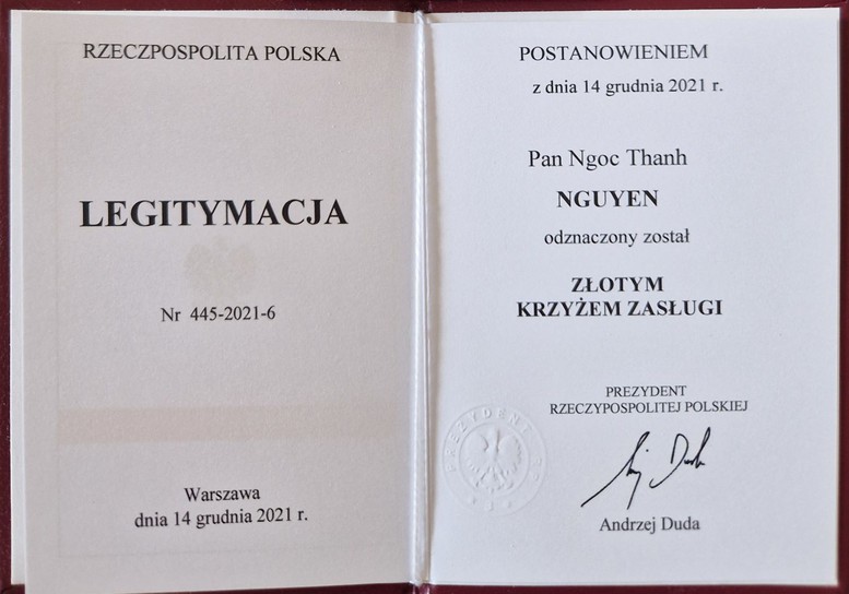 GS.TSKH. Nguyễn Ngọc Thành được trao tặng Huân chương Công trạng hạng Nhất của Nhà nước Ba Lan - Ảnh 1.