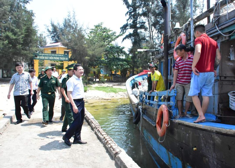 Thừa Thiên Huế: Triển khai đồng bộ, có hiệu quả các giải pháp chống khai thác IUU - Ảnh 1.