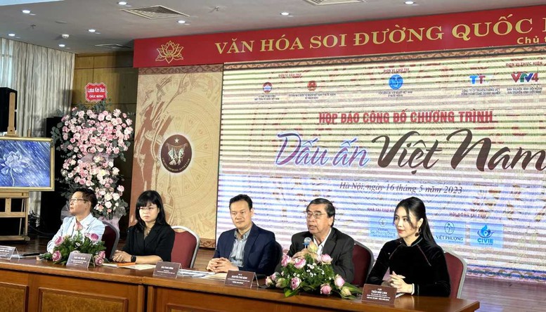 ‘Dấu ấn Việt Nam’-Tôn vinh ngôn ngữ và văn hóa Việt - Ảnh 2.