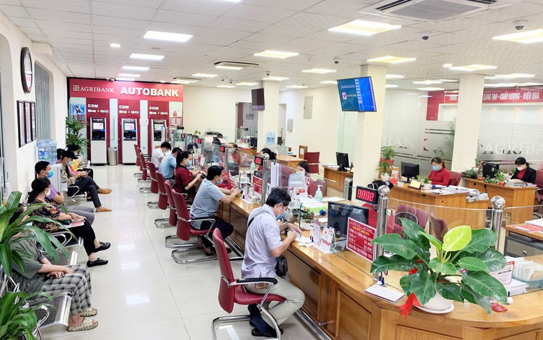 Agribank giảm tiếp 0,5% lãi suất cho vay