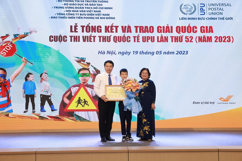 Học sinh lớp 6 đạt giải Nhất quốc gia viết thư UPU lần thứ 52 (2023) - Ảnh 1.