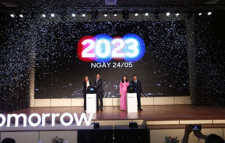 Lần đầu tiên Samsung Việt Nam thực hiện Roadshow lan tỏa “Solve for Tomorrow 2023” - Ảnh 1.