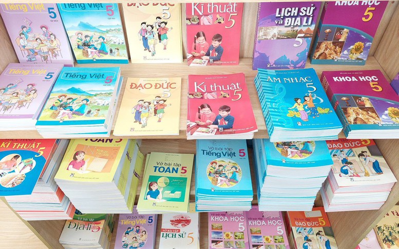 Sách giáo khoa tái bản đã sẵn sàng cho năm học tới