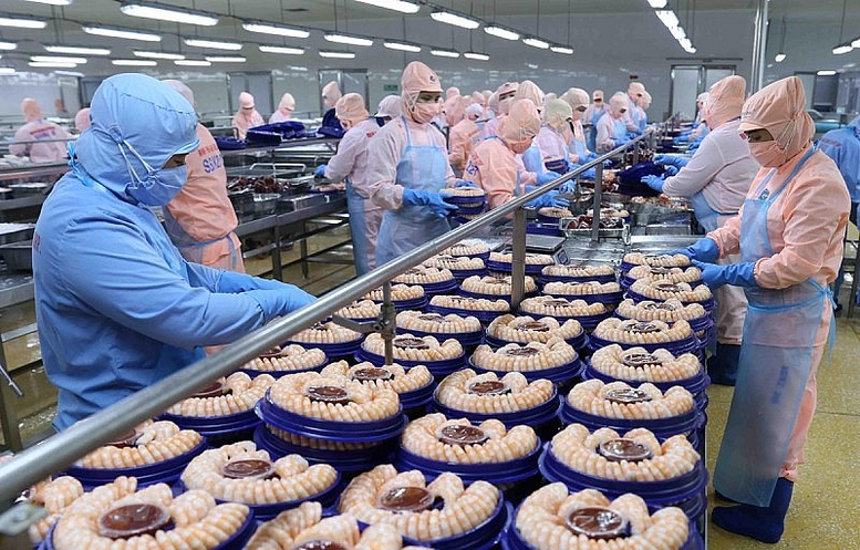 Mở rộng thị trường, 'kìm' đà giảm của xuất khẩu - Ảnh 1.