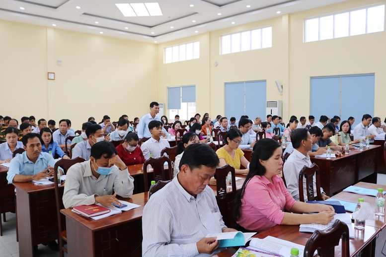 Điều kiện được cấp chứng chỉ chương trình bồi dưỡng cán bộ, công chức, viên chức  - Ảnh 1.