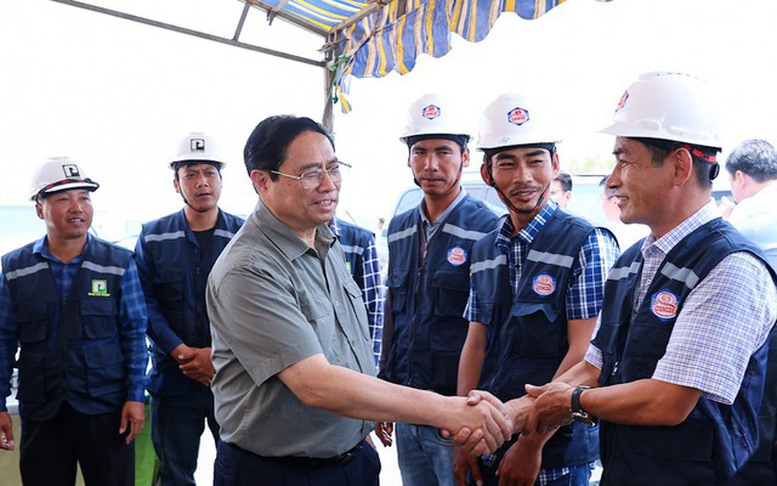 Động lực cho tăng trưởng kinh tế từ nhiều công trình lớn