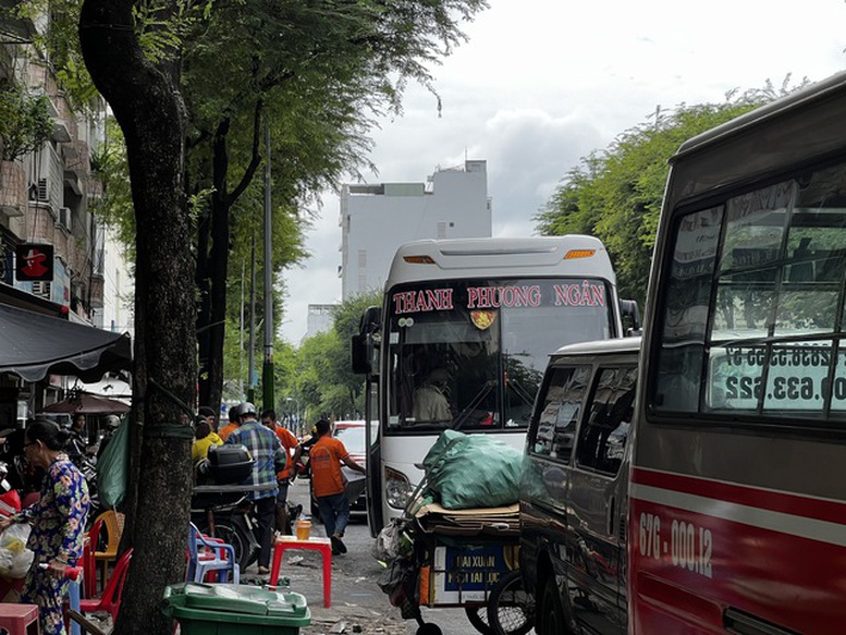 TPHCM cấm xe giường nằm vào nội đô: Cần làm triệt để, đến cùng! - Ảnh 4.