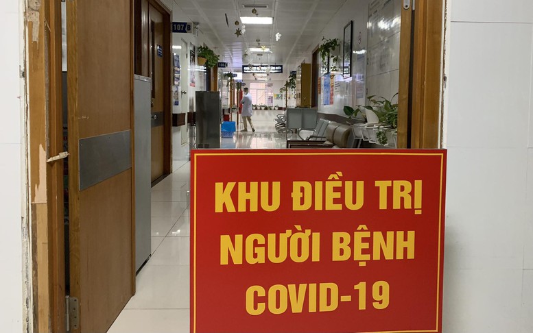 COVID-19 chuyển sang nhóm B, phác đồ và chi phí điều trị thế nào?