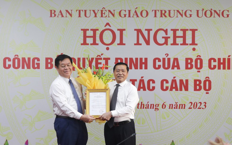 Công bố quyết định bổ nhiệm Chủ tịch Hội đồng Khoa học các cơ quan Đảng Trung ương