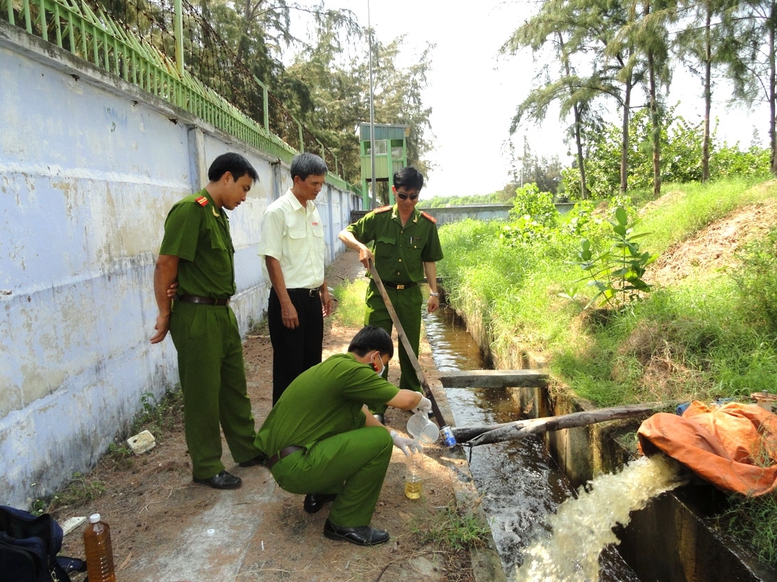 Kiểm định nước thải phục vụ công tác phòng ngừa, xử lý vi phạm về bảo vệ môi trường  - Ảnh 1.