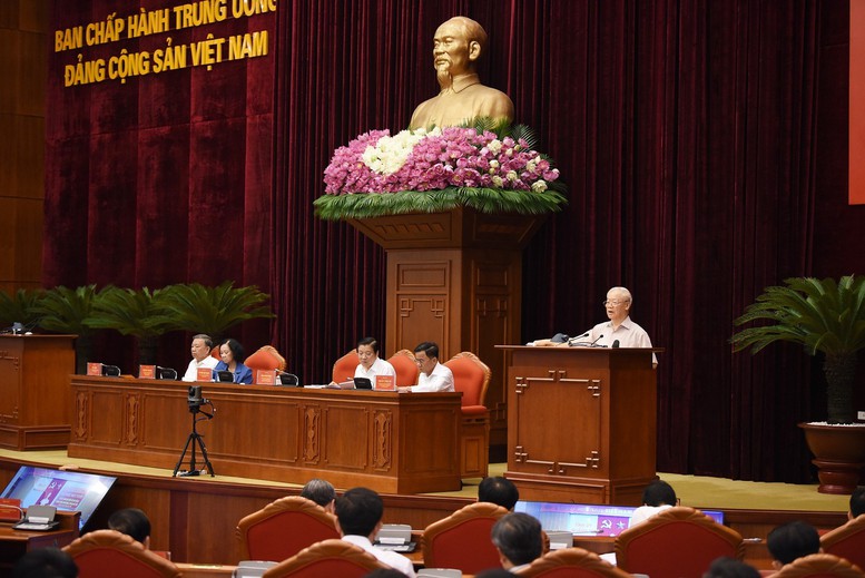 Tổng Bí thư: không còn 'nhẹ trên, nặng dưới', 'hạ cánh an toàn’, 'trên nóng, dưới lạnh', giờ đây 'trên nóng' dưới cũng ngày càng nóng lên - Ảnh 1.