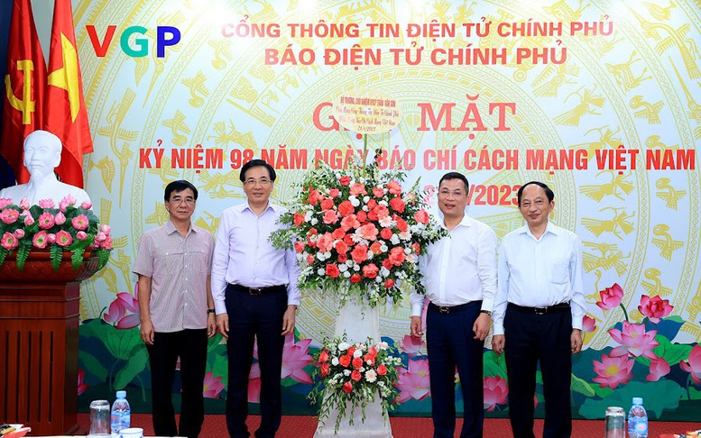 Cổng TTĐT Chính phủ: Nâng cao chất lượng để góp phần là cầu nối giữa Chính phủ với người dân