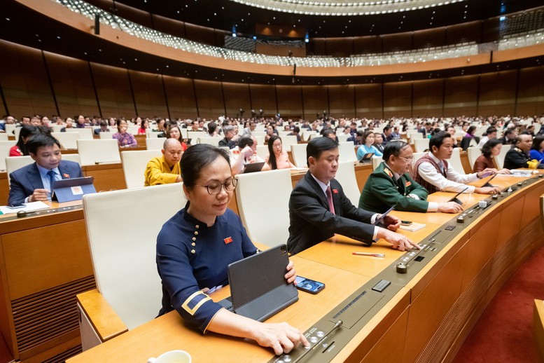 Họp báo bế mạc Quốc hội: Sự chủ động, quyết tâm của Chính phủ; quyết định nhiều vấn đề quan trọng - Ảnh 2.