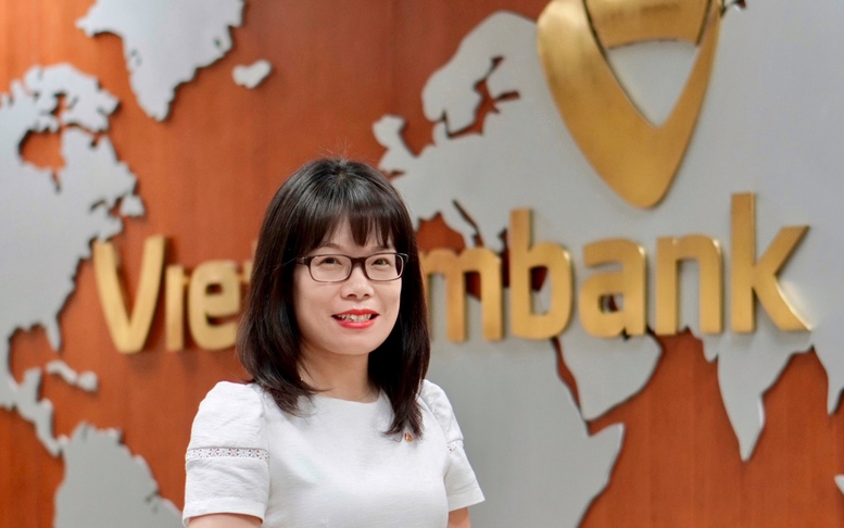 Vietcombank phân tích về điều chỉnh phí