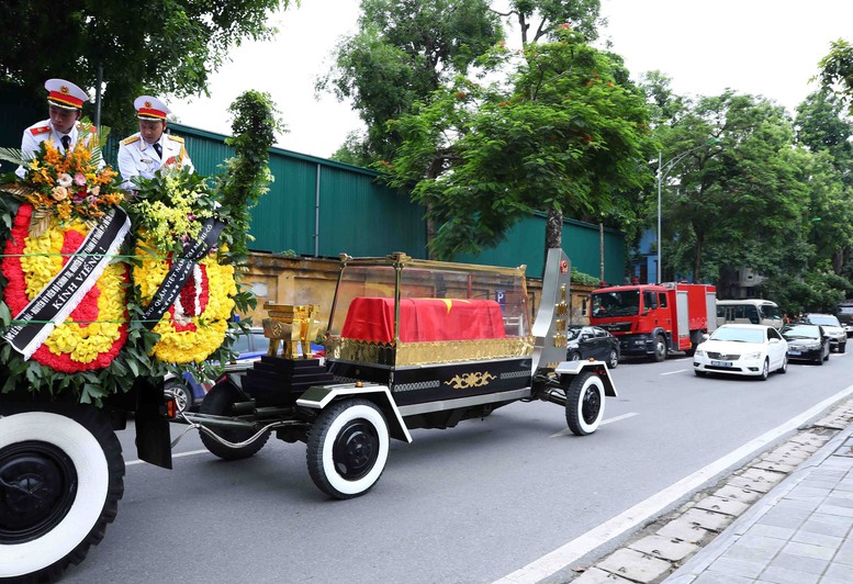 TỔ CHỨC LỄ TANG ĐỒNG CHÍ VŨ KHOAN, NGUYÊN BÍ THƯ TRUNG ƯƠNG ĐẢNG, NGUYÊN PHÓ THỦ TƯỚNG CHÍNH PHỦ - Ảnh 35.