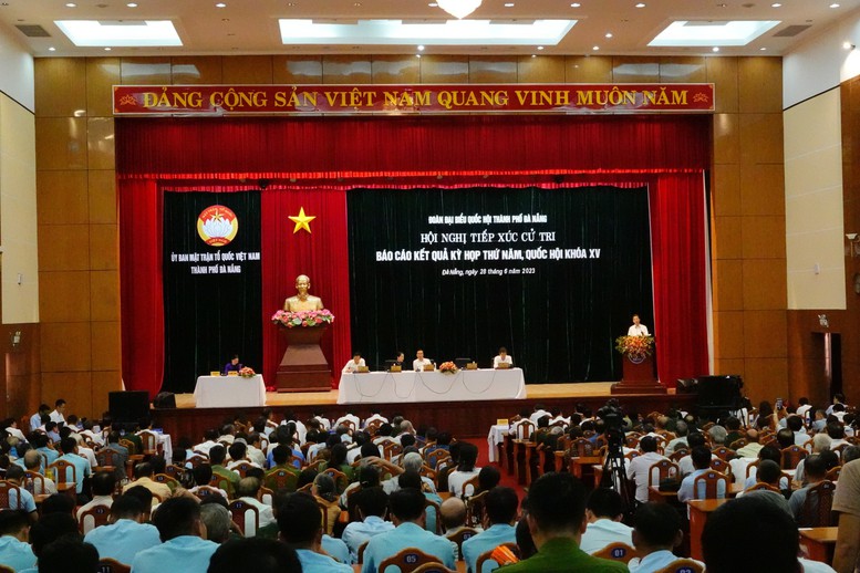 Chủ tịch nước Võ Văn Thưởng tiếp xúc cử tri TP. Đà Nẵng - Ảnh 2.