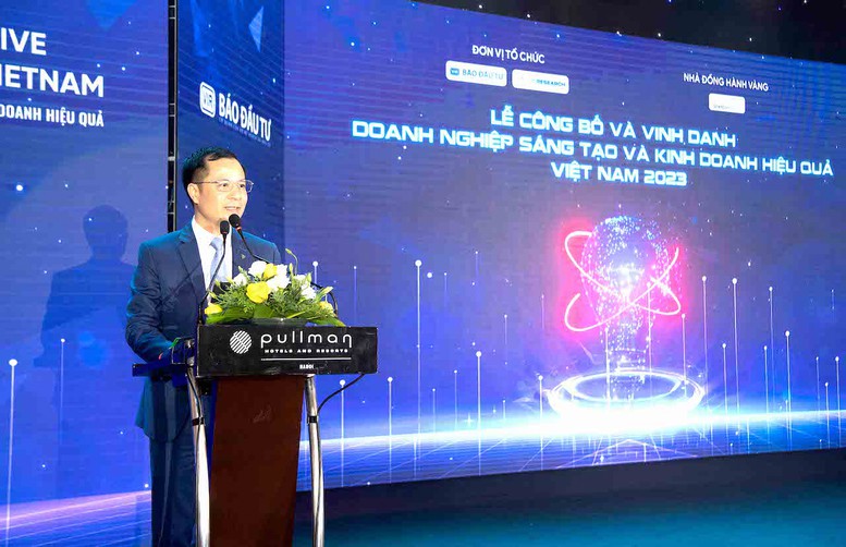 Vietcombank dẫn đầu Top 10 ngân hàng sáng tạo và kinh doanh hiệu quả năm 2023 - Ảnh 1.