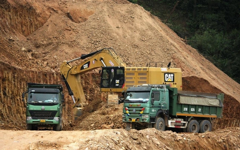 Lập 2 tổ công tác kiểm tra, gỡ khó vật liệu thi công cao tốc