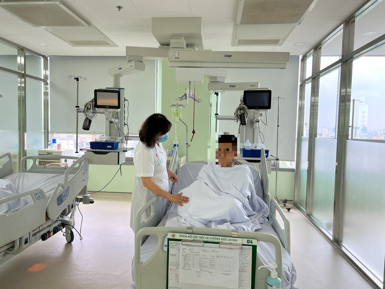 Nguy cơ rủi ro khôn lường nếu ngủ trong ô tô - Ảnh 1.
