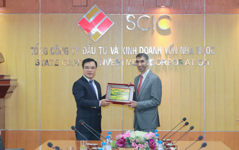 Quốc vụ khanh Thương mại quốc tế và lãnh đạo các tập đoàn UAE thăm, làm việc với SCIC