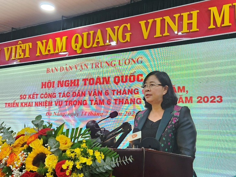 Công tác dân vận cần hướng mạnh về cơ sở, nắm chắc tình hình đời sống nhân dân - Ảnh 1.