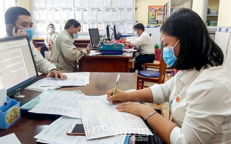 Công chức có được tự đi học cao học?