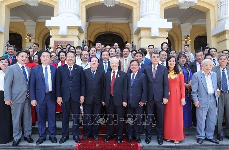 Đẩy mạnh đổi mới sáng tạo, đáp ứng yêu cầu chấn hưng văn hóa, xây dựng con người Việt Nam - Ảnh 2.