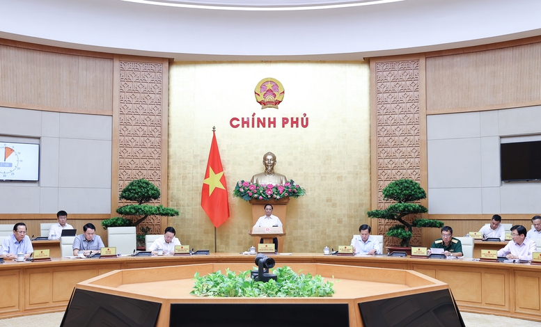 Thủ tướng Phạm Minh Chính chủ trì phiên họp Chính phủ chuyên đề pháp luật tháng 7/2023 - Ảnh 1.